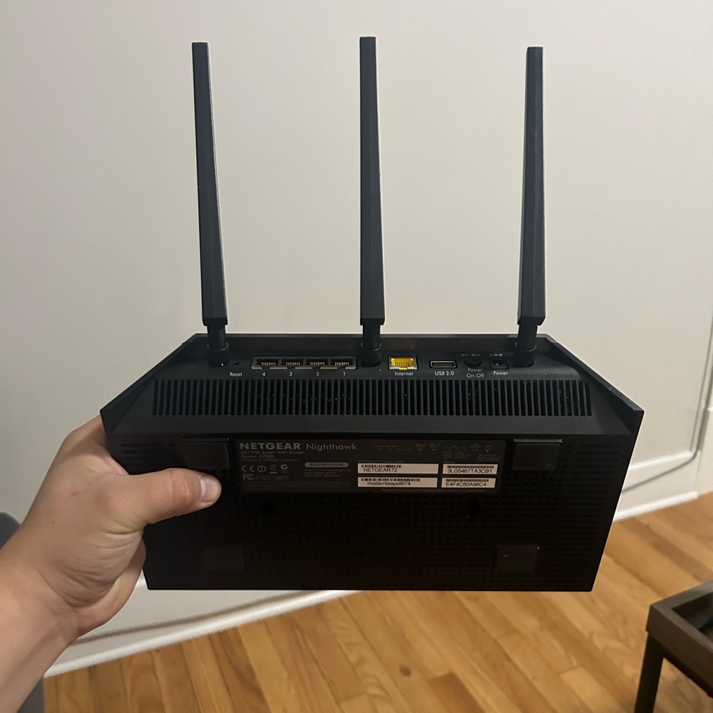 NETGEAR Nighthawk
AC1900 Smart WiFi Router - Picture 2 of 6